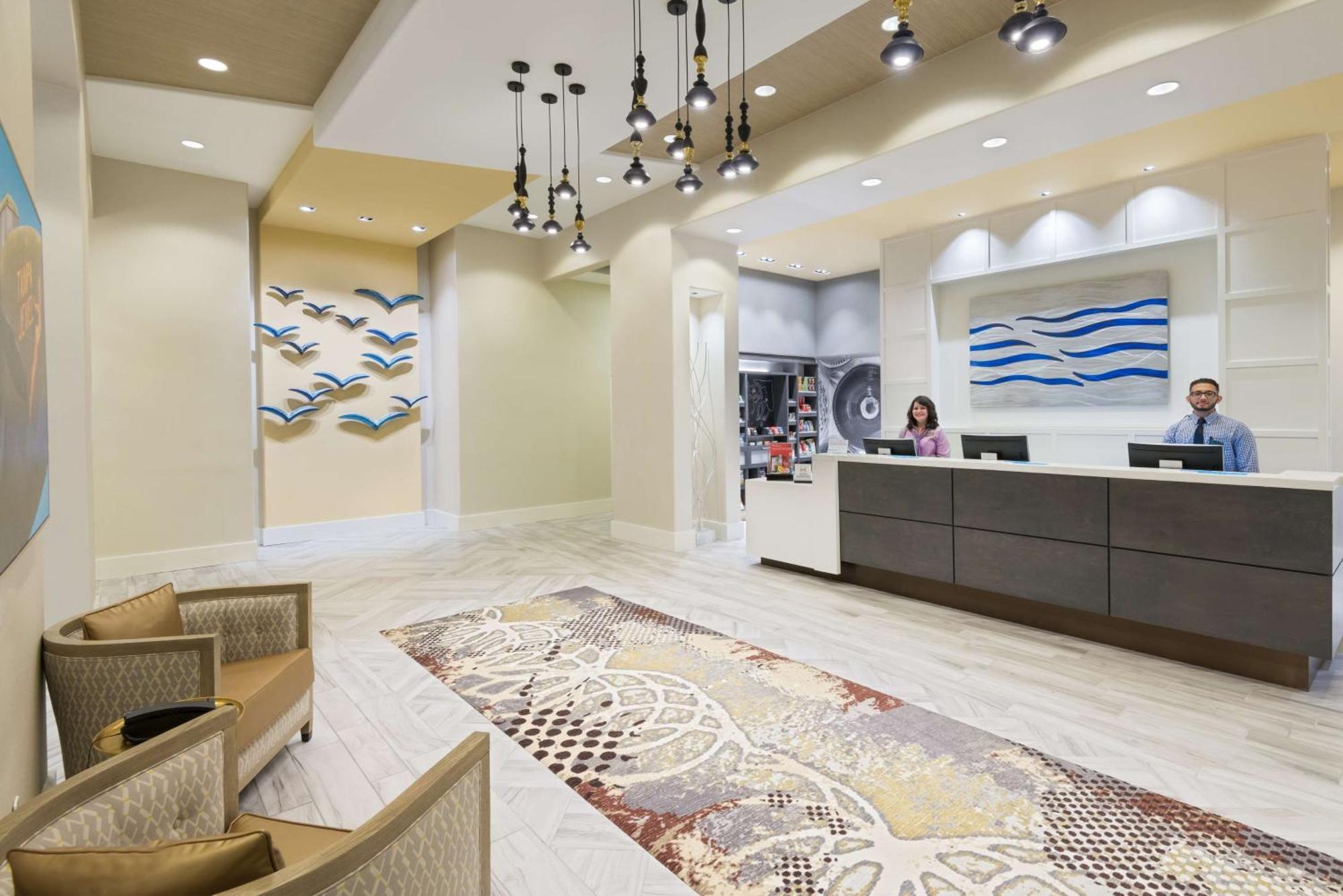 Hampton Inn & Suites Tampa Airport Avion Park Westshore Екстер'єр фото